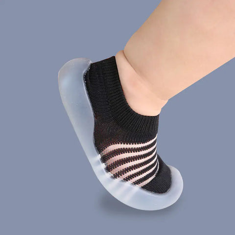 Non-slip baby shoes