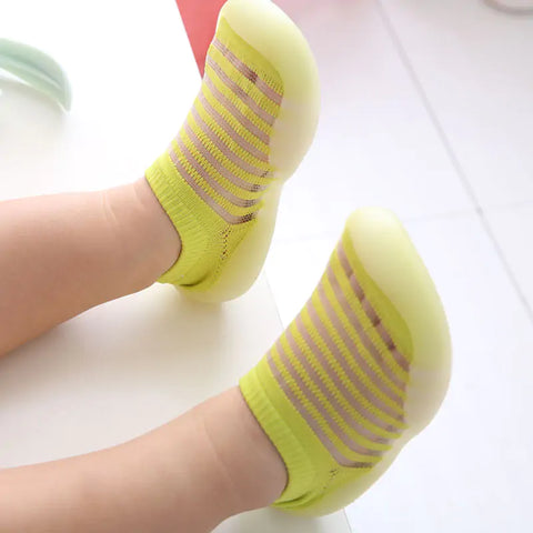 Non-slip baby shoes