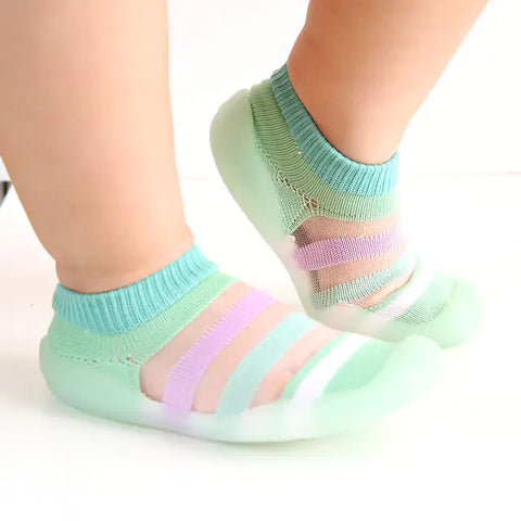 Non-slip baby shoes