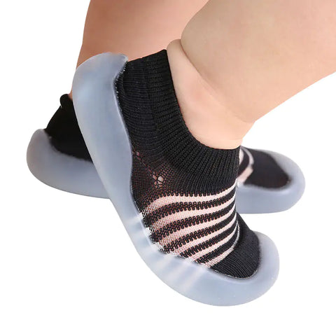 Non-slip baby shoes