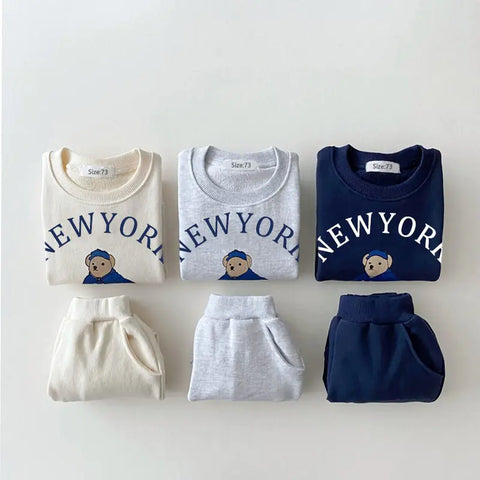 Casual hoodie and pants set for babies