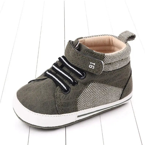 sports shoes for baby boys