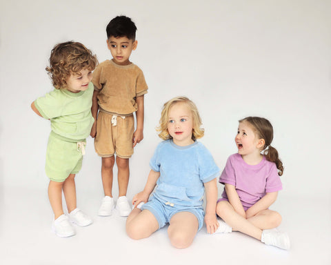Shirt & Shorts in Sandfarbe für Baby.-2