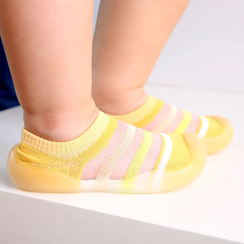 Non-slip baby shoes
