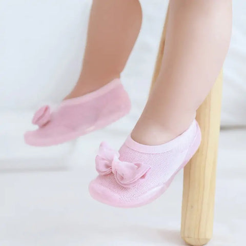 Toddler shoes with different colors