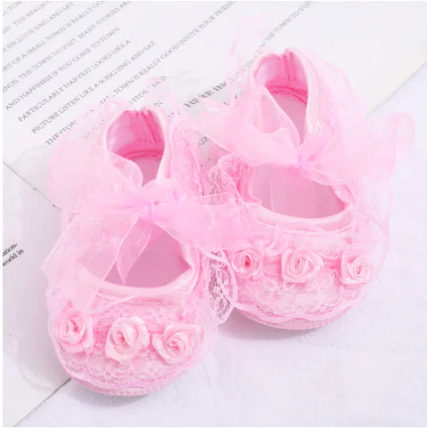 Toddler shoes with different colors