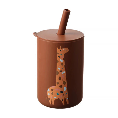 baby feeding cup with straw