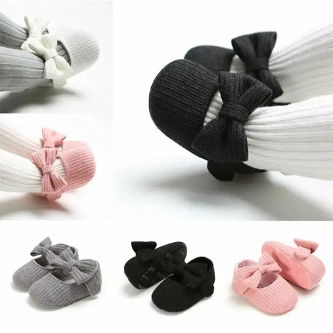 Soft shoes for newborns