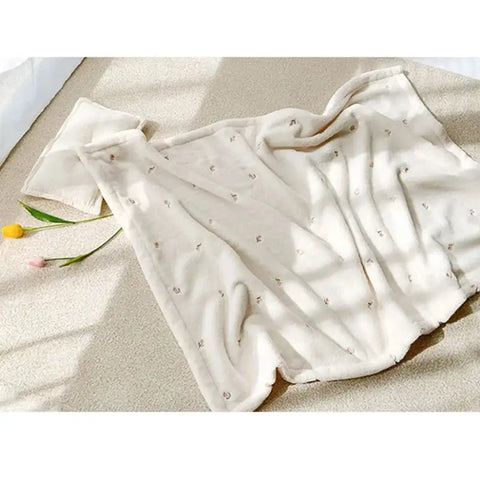 Weiche Flanell-Babydecke für Neugeborene