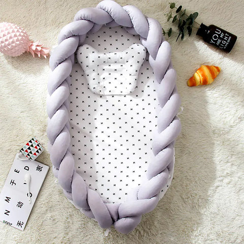 Designer portable baby nest - baby bed made of high-quality fabric